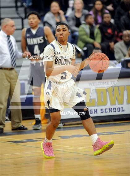 Thumbnail 3 in Baldwin vs. Plainview JFK (Section VIII Class AA Quarterfinal Playoff ) photogallery.