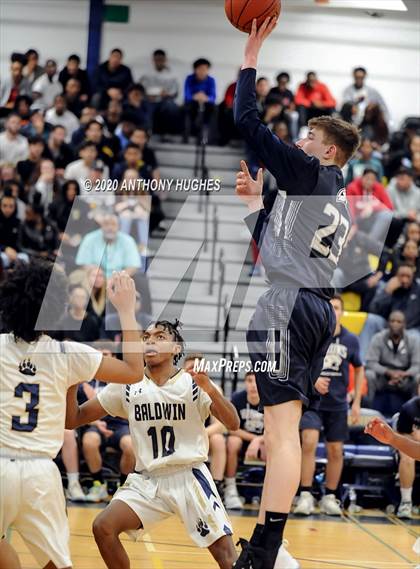 Thumbnail 3 in Baldwin vs. Plainview JFK (Section VIII Class AA Quarterfinal Playoff ) photogallery.