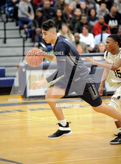 Thumbnail 3 in Baldwin vs. Plainview JFK (Section VIII Class AA Quarterfinal Playoff ) photogallery.