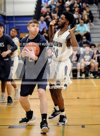 Thumbnail 3 in Baldwin vs. Plainview JFK (Section VIII Class AA Quarterfinal Playoff ) photogallery.