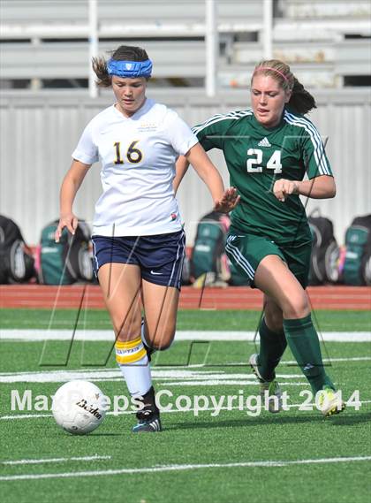 Thumbnail 3 in Highland Park vs. Waxahachie (UIL 4A Region 2 Semifinal) photogallery.