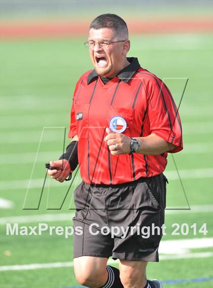 Thumbnail 2 in Highland Park vs. Waxahachie (UIL 4A Region 2 Semifinal) photogallery.