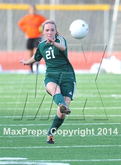 Thumbnail 3 in Highland Park vs. Waxahachie (UIL 4A Region 2 Semifinal) photogallery.