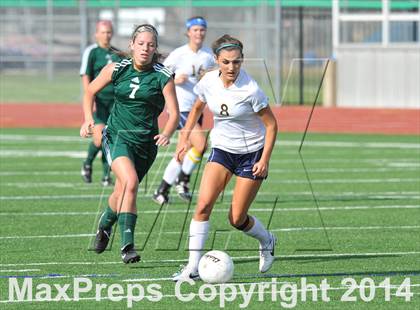 Thumbnail 2 in Highland Park vs. Waxahachie (UIL 4A Region 2 Semifinal) photogallery.