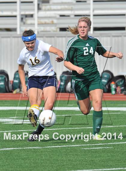 Thumbnail 2 in Highland Park vs. Waxahachie (UIL 4A Region 2 Semifinal) photogallery.