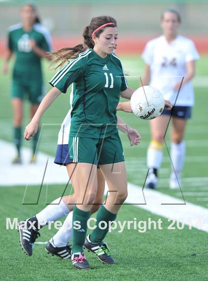 Thumbnail 2 in Highland Park vs. Waxahachie (UIL 4A Region 2 Semifinal) photogallery.