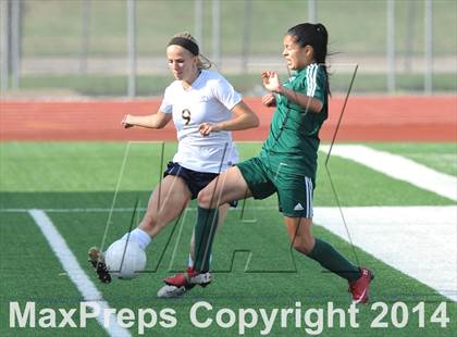 Thumbnail 1 in Highland Park vs. Waxahachie (UIL 4A Region 2 Semifinal) photogallery.