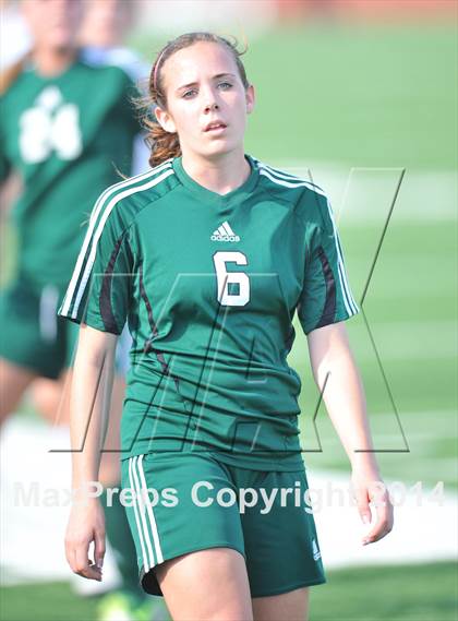 Thumbnail 2 in Highland Park vs. Waxahachie (UIL 4A Region 2 Semifinal) photogallery.