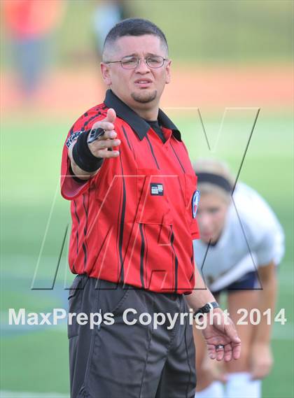 Thumbnail 3 in Highland Park vs. Waxahachie (UIL 4A Region 2 Semifinal) photogallery.