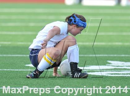 Thumbnail 2 in Highland Park vs. Waxahachie (UIL 4A Region 2 Semifinal) photogallery.