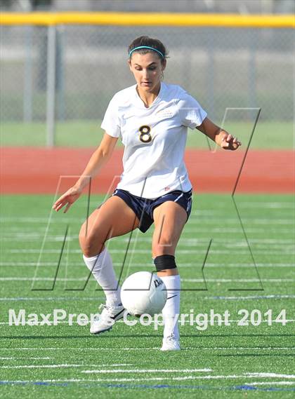Thumbnail 2 in Highland Park vs. Waxahachie (UIL 4A Region 2 Semifinal) photogallery.