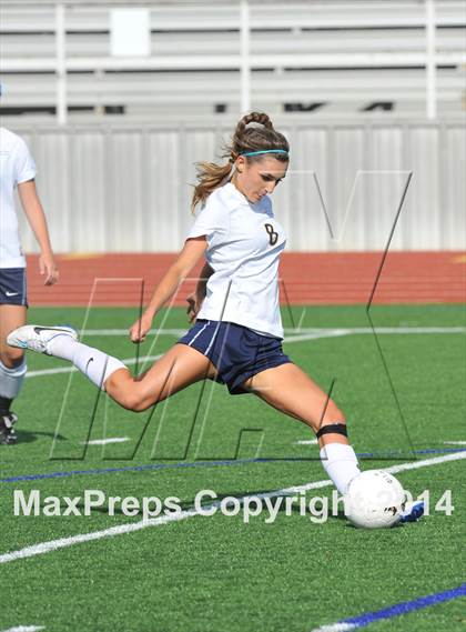 Thumbnail 2 in Highland Park vs. Waxahachie (UIL 4A Region 2 Semifinal) photogallery.