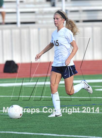 Thumbnail 1 in Highland Park vs. Waxahachie (UIL 4A Region 2 Semifinal) photogallery.