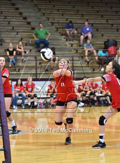 Thumbnail 3 in Clarksville @ Morrilton photogallery.