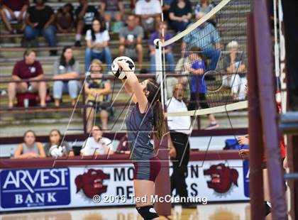 Thumbnail 2 in Clarksville @ Morrilton photogallery.