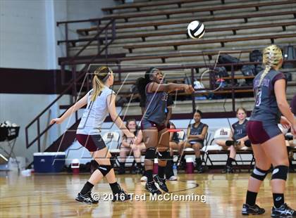 Thumbnail 2 in Clarksville @ Morrilton photogallery.