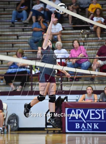 Thumbnail 3 in Clarksville @ Morrilton photogallery.