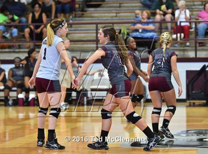 Thumbnail 3 in Clarksville @ Morrilton photogallery.