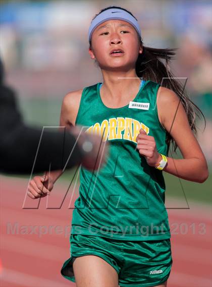 Thumbnail 1 in 2013 Ventura Invitational Girls FR/SH 4X1600 Relay photogallery.
