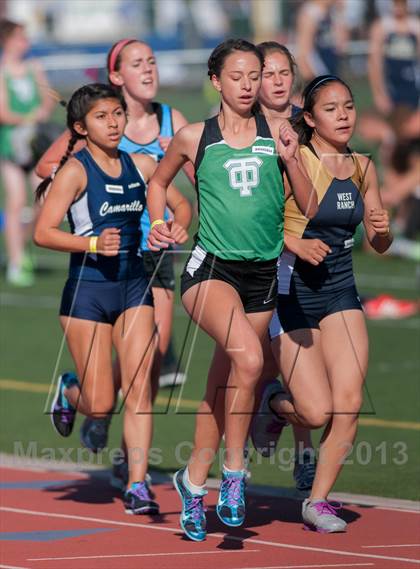 Thumbnail 1 in 2013 Ventura Invitational Girls FR/SH 4X1600 Relay photogallery.