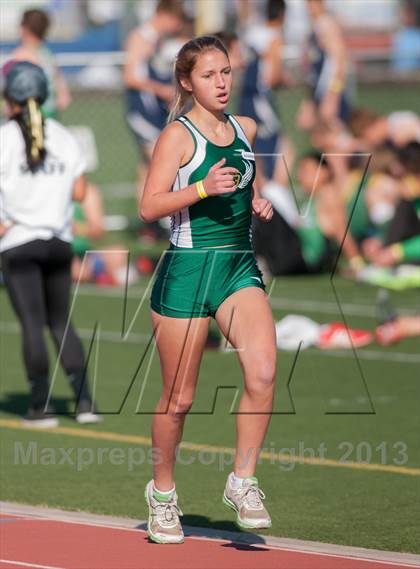 Thumbnail 1 in 2013 Ventura Invitational Girls FR/SH 4X1600 Relay photogallery.
