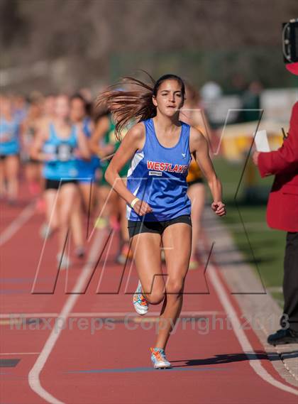 Thumbnail 3 in 2013 Ventura Invitational Girls FR/SH 4X1600 Relay photogallery.