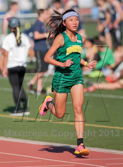 Thumbnail 3 in 2013 Ventura Invitational Girls FR/SH 4X1600 Relay photogallery.