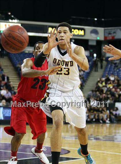 Thumbnail 3 in Lutheran vs. Bishop O'Dowd (CIF State D3 Final) photogallery.