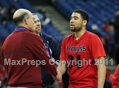 Thumbnail 2 in Lutheran vs. Bishop O'Dowd (CIF State D3 Final) photogallery.