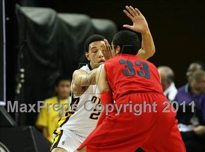 Thumbnail 2 in Lutheran vs. Bishop O'Dowd (CIF State D3 Final) photogallery.