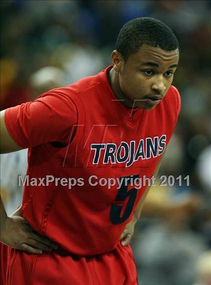 Thumbnail 2 in Lutheran vs. Bishop O'Dowd (CIF State D3 Final) photogallery.