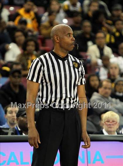 Thumbnail 3 in Lutheran vs. Bishop O'Dowd (CIF State D3 Final) photogallery.