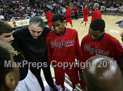Thumbnail 3 in Lutheran vs. Bishop O'Dowd (CIF State D3 Final) photogallery.