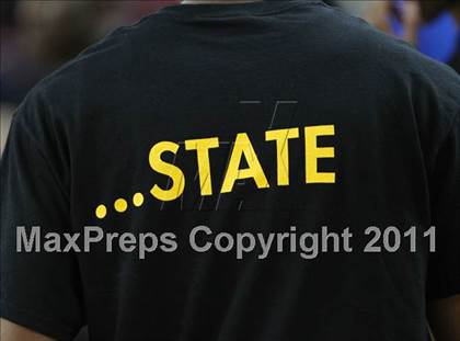 Thumbnail 2 in Lutheran vs. Bishop O'Dowd (CIF State D3 Final) photogallery.