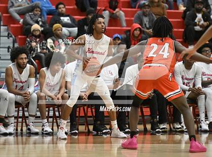 Thumbnail 1 in Shepard vs. Kenwood (IHSA Class 4A Regional Semifinal) photogallery.
