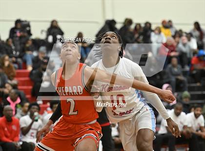 Thumbnail 2 in Shepard vs. Kenwood (IHSA Class 4A Regional Semifinal) photogallery.