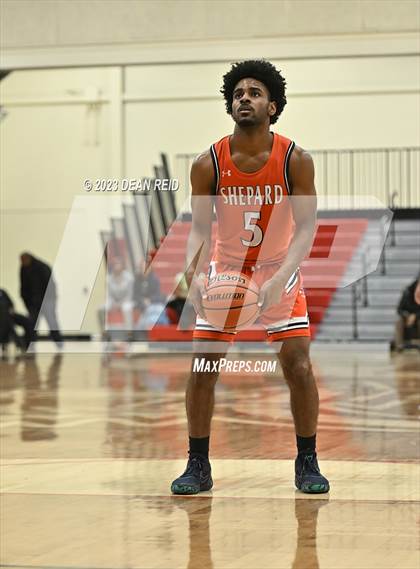 Thumbnail 1 in Shepard vs. Kenwood (IHSA Class 4A Regional Semifinal) photogallery.