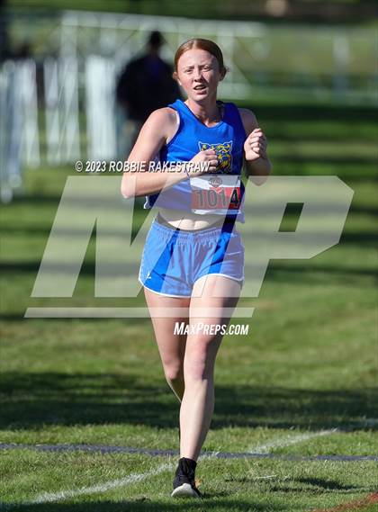 Thumbnail 3 in UIL Cross Country 1A Finals (3200M) photogallery.