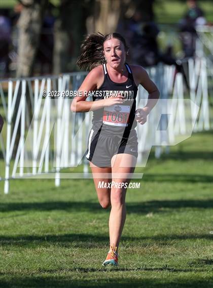 Thumbnail 2 in UIL Cross Country 1A Finals (3200M) photogallery.