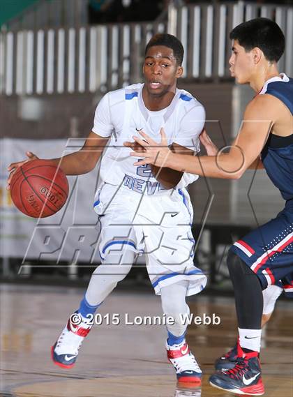 Thumbnail 2 in Eastchester vs Saunders (Hoops for a Cure Showcase) photogallery.