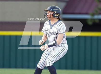 Thumbnail 2 in Collierville @ Arlington photogallery.