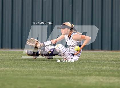 Thumbnail 3 in Collierville @ Arlington photogallery.