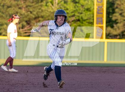 Thumbnail 2 in Collierville @ Arlington photogallery.