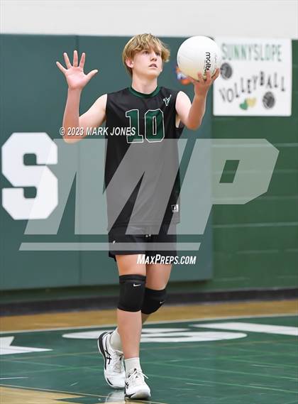 Thumbnail 1 in Camelback @ Sunnyslope (Parents Night) photogallery.