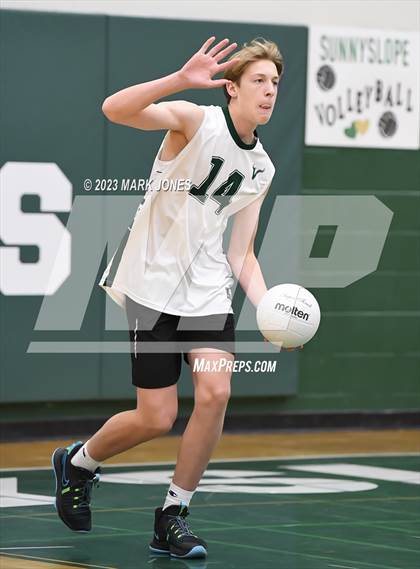 Thumbnail 2 in Camelback @ Sunnyslope (Parents Night) photogallery.