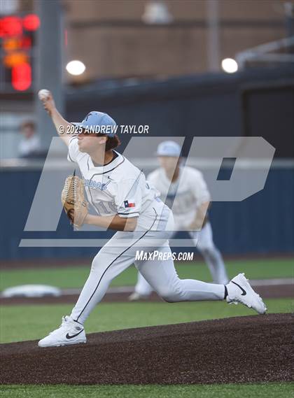 Thumbnail 1 in Clear Falls @ Kingwood photogallery.