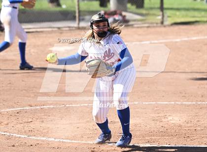Thumbnail 2 in Los Alamitos vs. Huntington Beach (Michelle Carew Classic) photogallery.