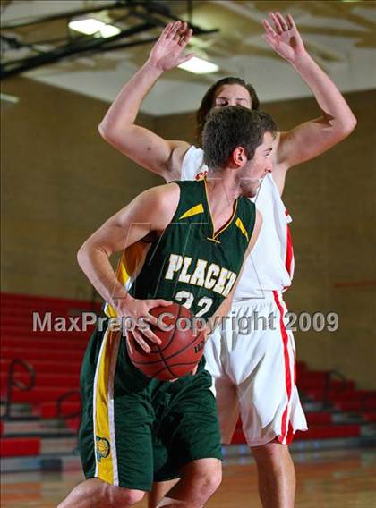 Thumbnail 3 in San Juan vs. Placer (Titan Holiday Classic) photogallery.