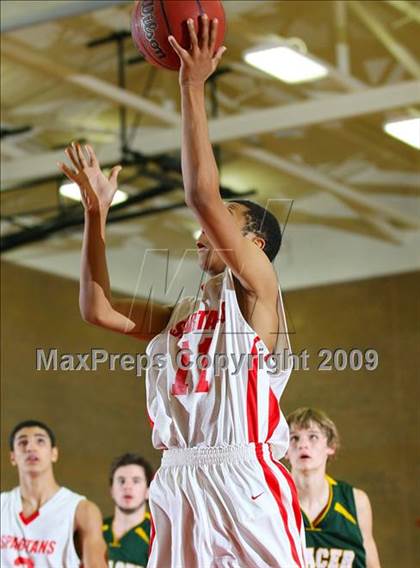 Thumbnail 2 in San Juan vs. Placer (Titan Holiday Classic) photogallery.