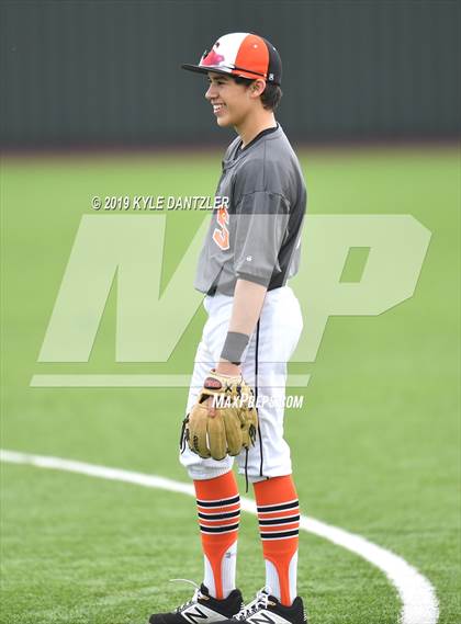 Thumbnail 1 in Pampa vs Springtown (Walker Stallcup Tournament) photogallery.